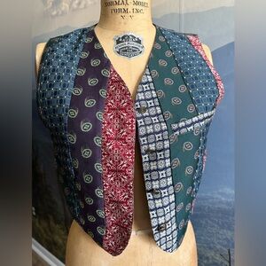 VINTAGE GAP TIE VEST